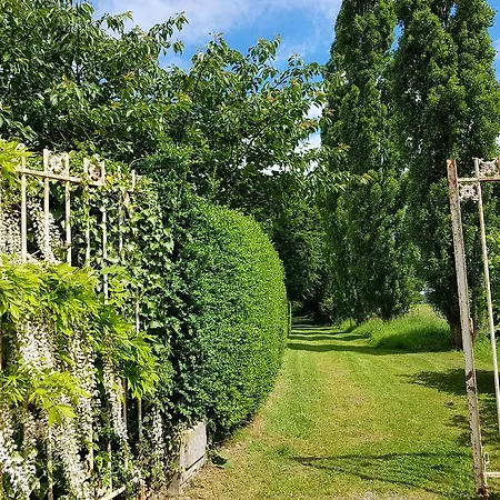 בית הארחה Le Manoir De Herouville Litteau