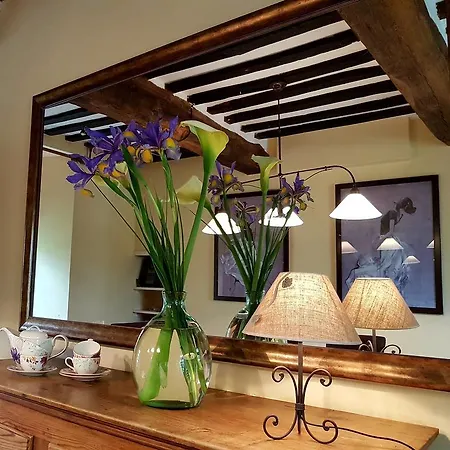 Le Manoir De Herouville Guest house