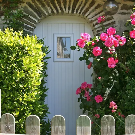 Le Manoir De Herouville Litteau